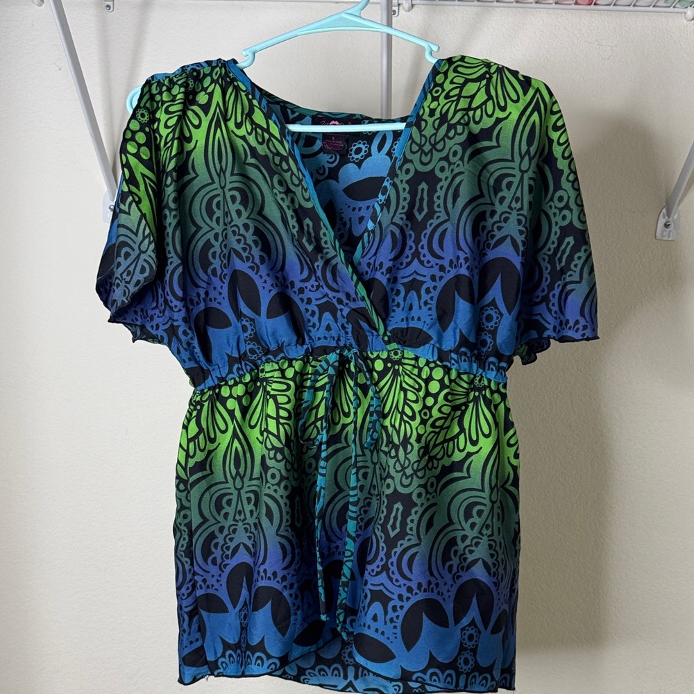 Ultra Flirt Green and Blue Patterned Blouse